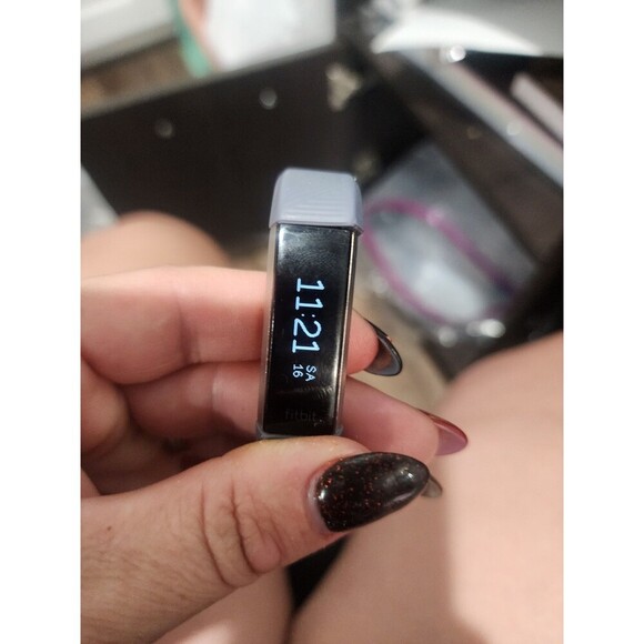 Fitbit Alta HR Fitness Activity Tracker w/ Heart Rate Monitor FB408 Grey Band - Picture 2 of 5